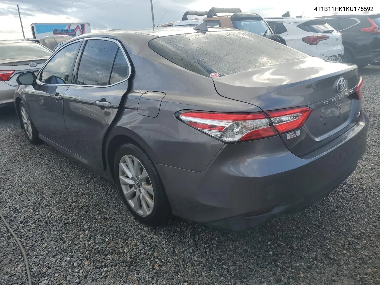 4T1B11HK1KU175592 2019 Toyota Camry L