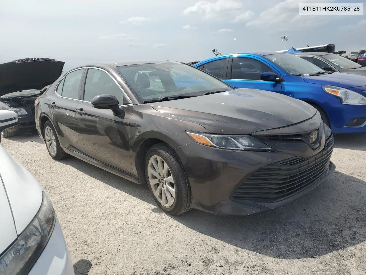 2019 Toyota Camry L VIN: 4T1B11HK2KU785128 Lot: 76453994