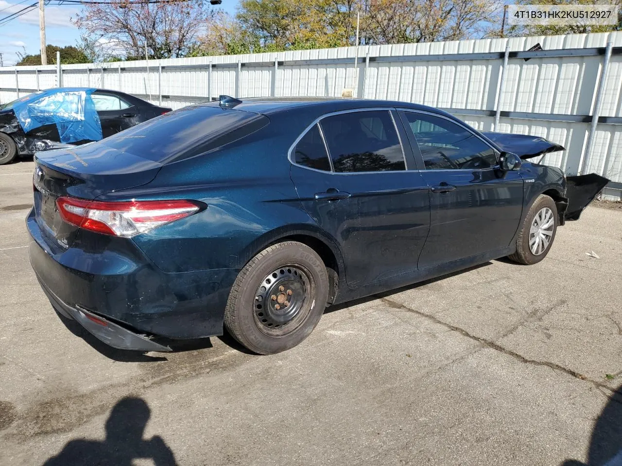 2019 Toyota Camry Le VIN: 4T1B31HK2KU512927 Lot: 76636724