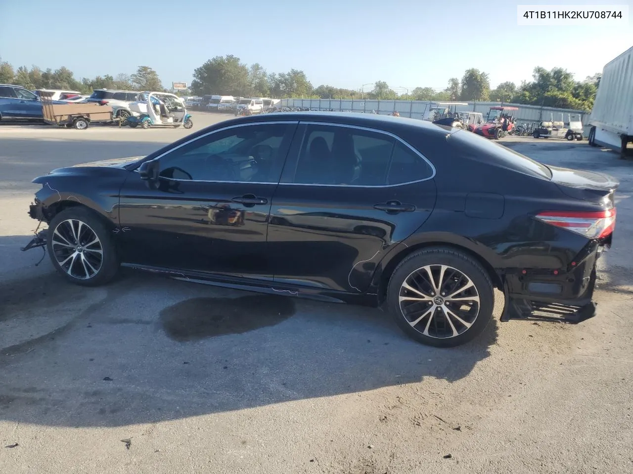 2019 Toyota Camry L VIN: 4T1B11HK2KU708744 Lot: 77235424