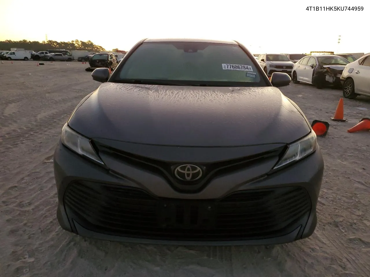 4T1B11HK5KU744959 2019 Toyota Camry L