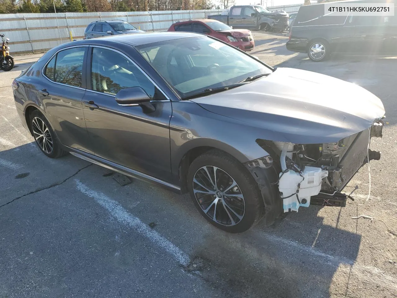 2019 Toyota Camry L VIN: 4T1B11HK5KU692751 Lot: 80026184