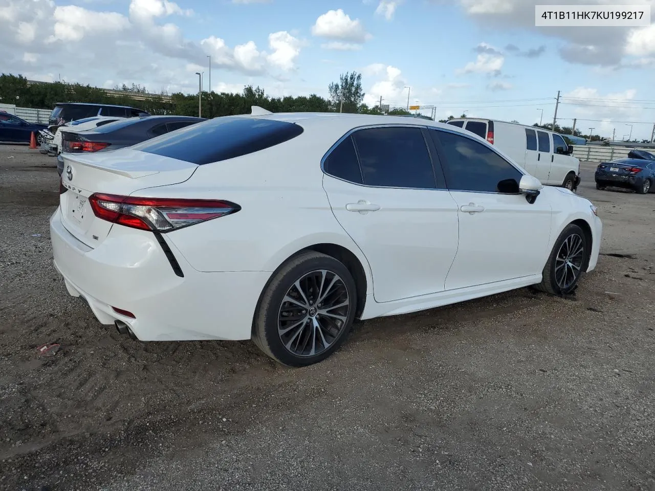 2019 Toyota Camry L VIN: 4T1B11HK7KU199217 Lot: 80857474