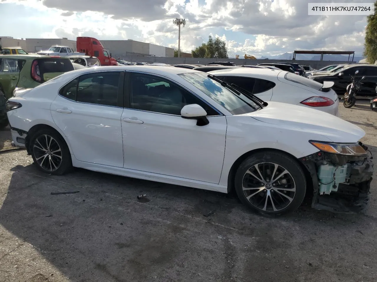 2019 Toyota Camry L VIN: 4T1B11HK7KU747264 Lot: 80920904