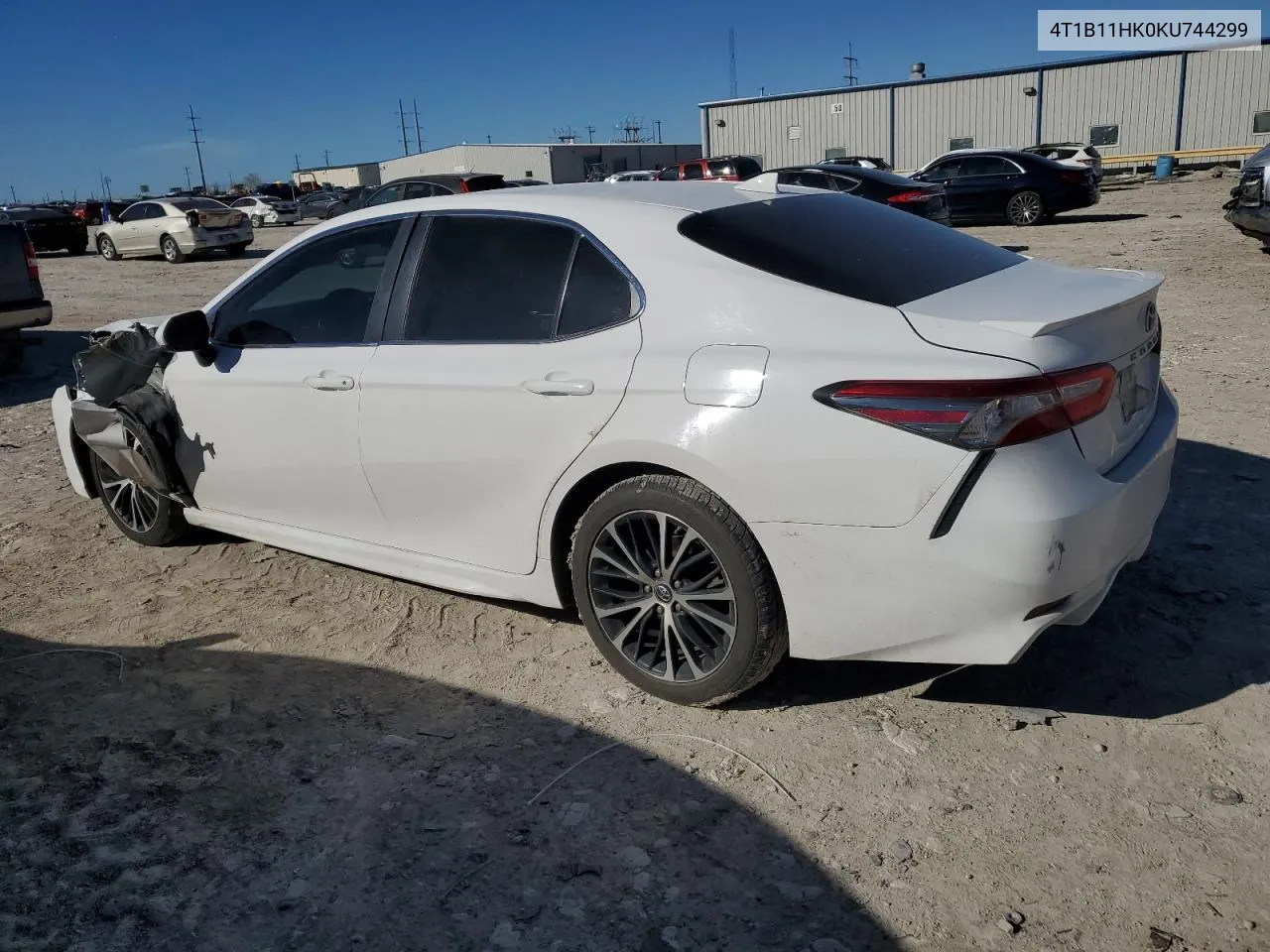 2019 Toyota Camry L VIN: 4T1B11HK0KU744299 Lot: 81161784