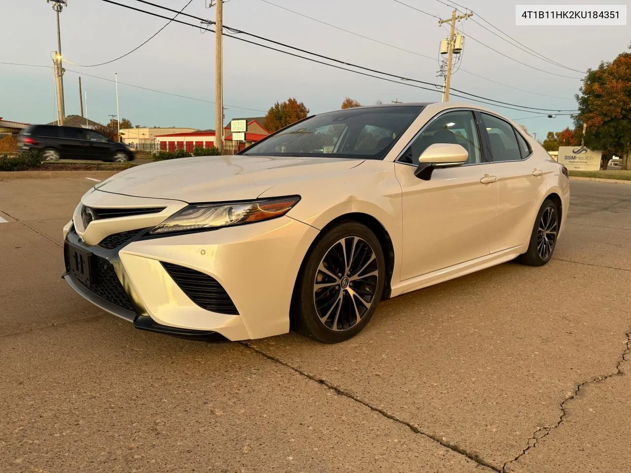 2019 Toyota Camry L VIN: 4T1B11HK2KU184351 Lot: 81383324