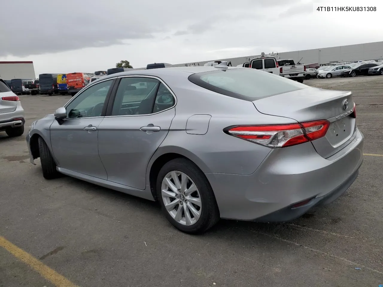 2019 Toyota Camry L VIN: 4T1B11HK5KU831308 Lot: 81682444