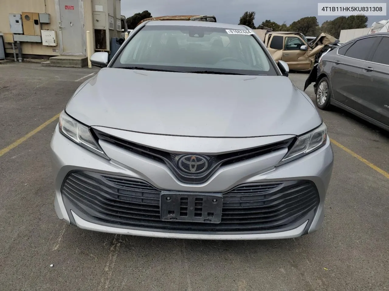 2019 Toyota Camry L VIN: 4T1B11HK5KU831308 Lot: 81682444