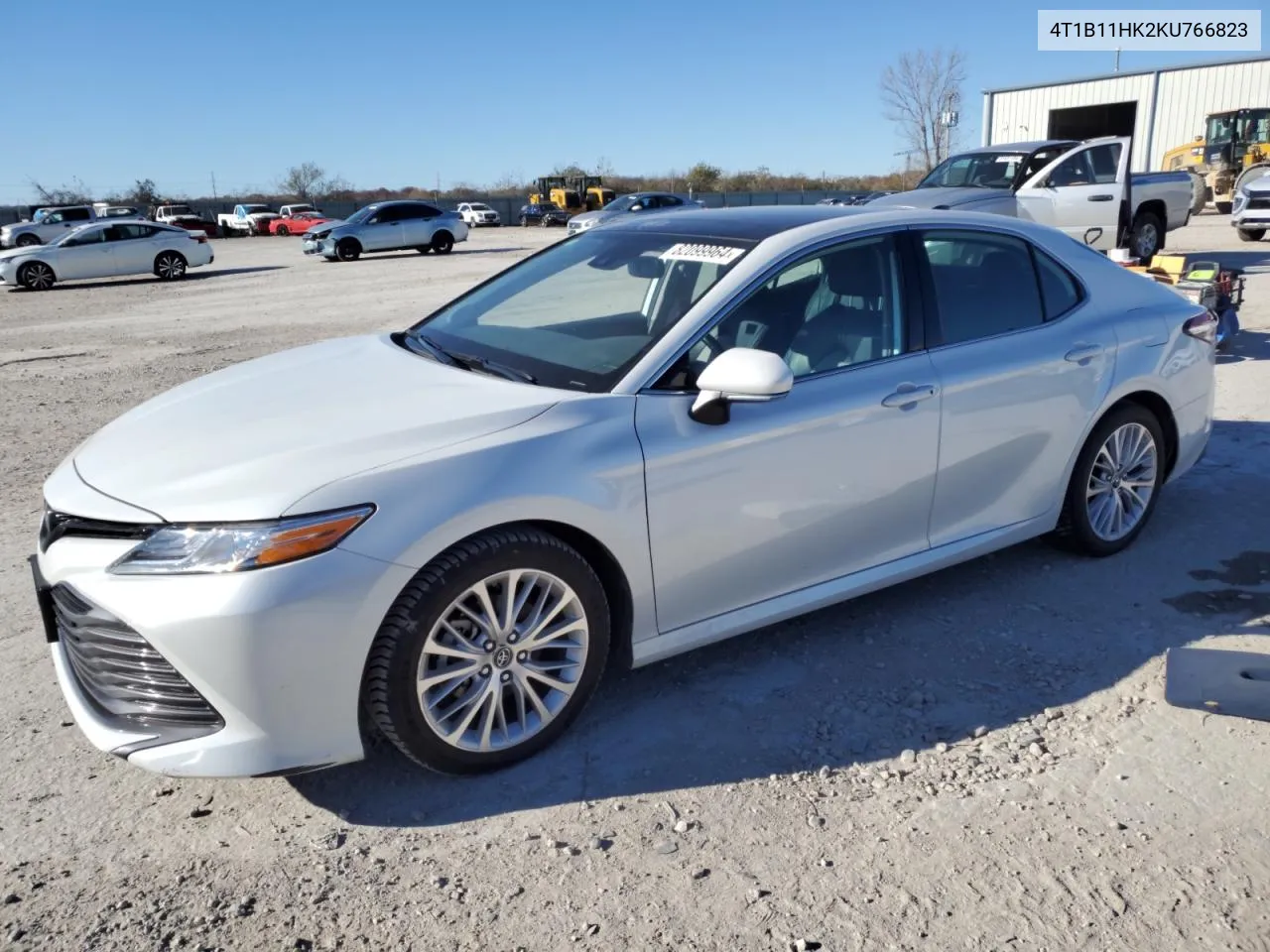 2019 Toyota Camry L VIN: 4T1B11HK2KU766823 Lot: 82099964