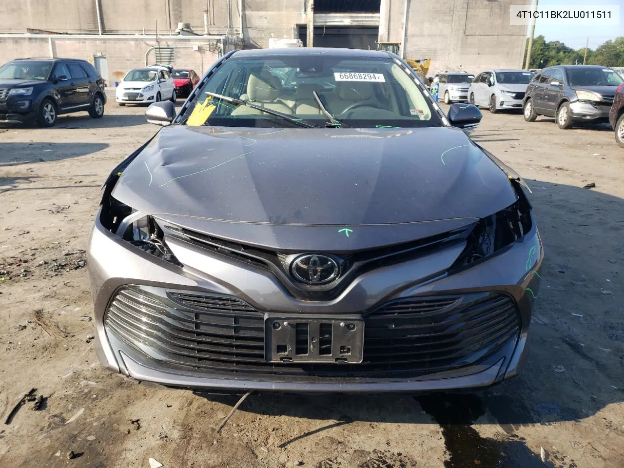 2020 Toyota Camry Le VIN: 4T1C11BK2LU011511 Lot: 66868294