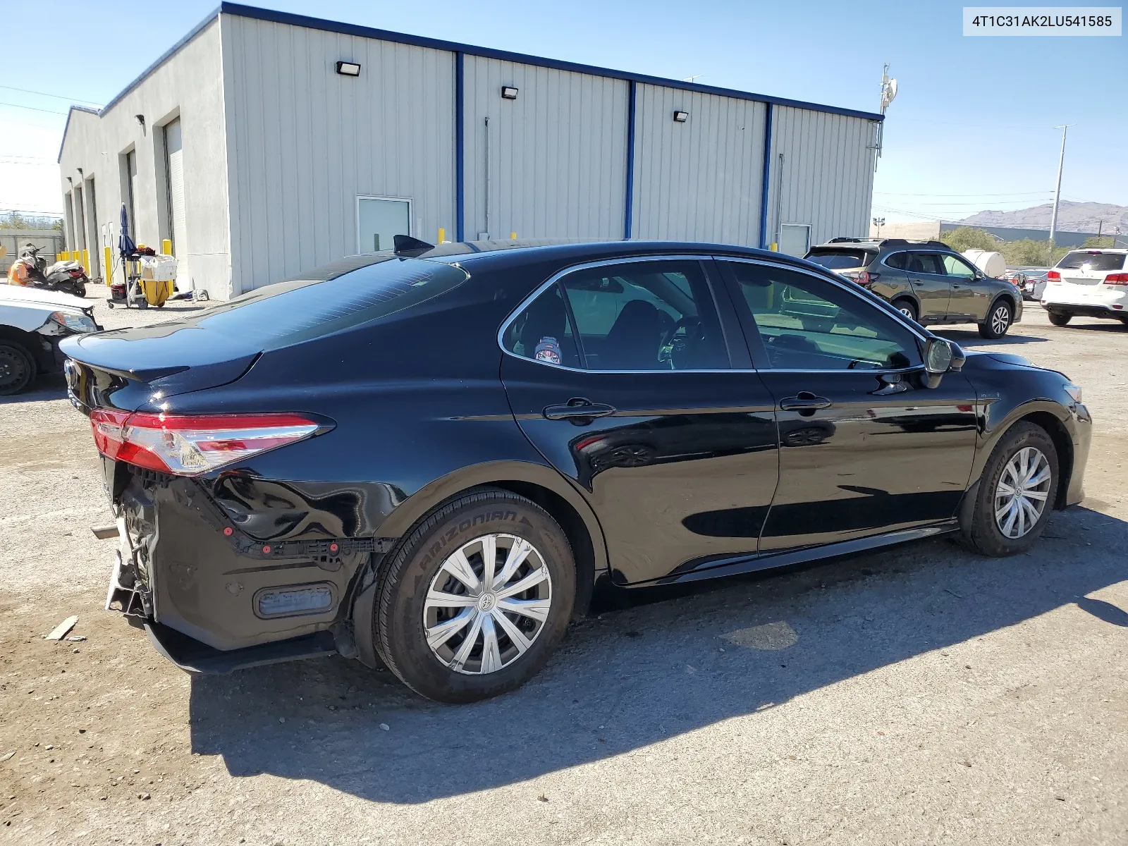 2020 Toyota Camry Le VIN: 4T1C31AK2LU541585 Lot: 68938084