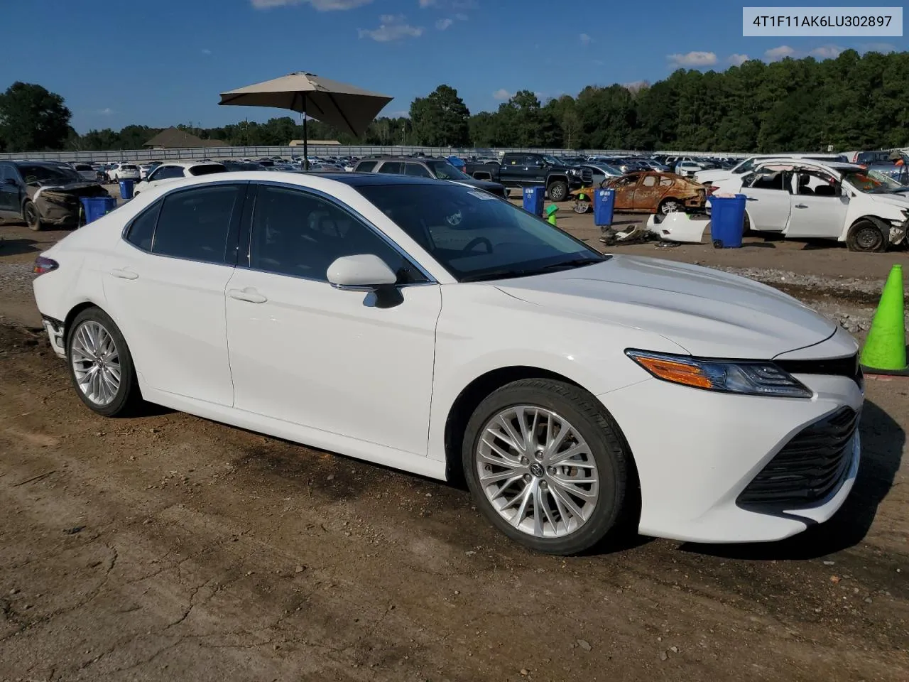 2020 Toyota Camry Xle VIN: 4T1F11AK6LU302897 Lot: 70814704