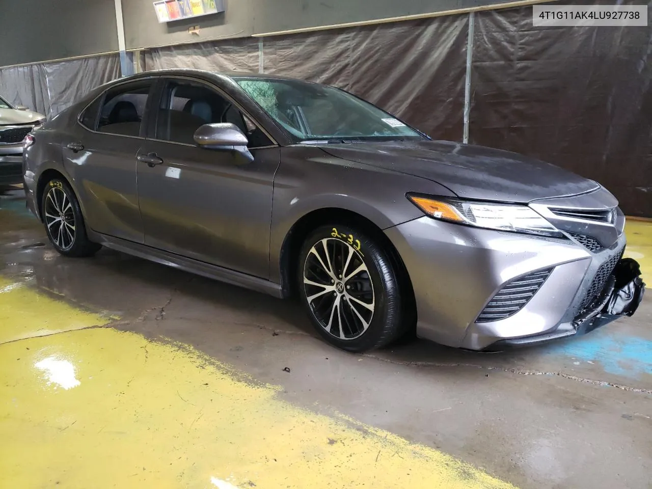 2020 Toyota Camry Se VIN: 4T1G11AK4LU927738 Lot: 70998964