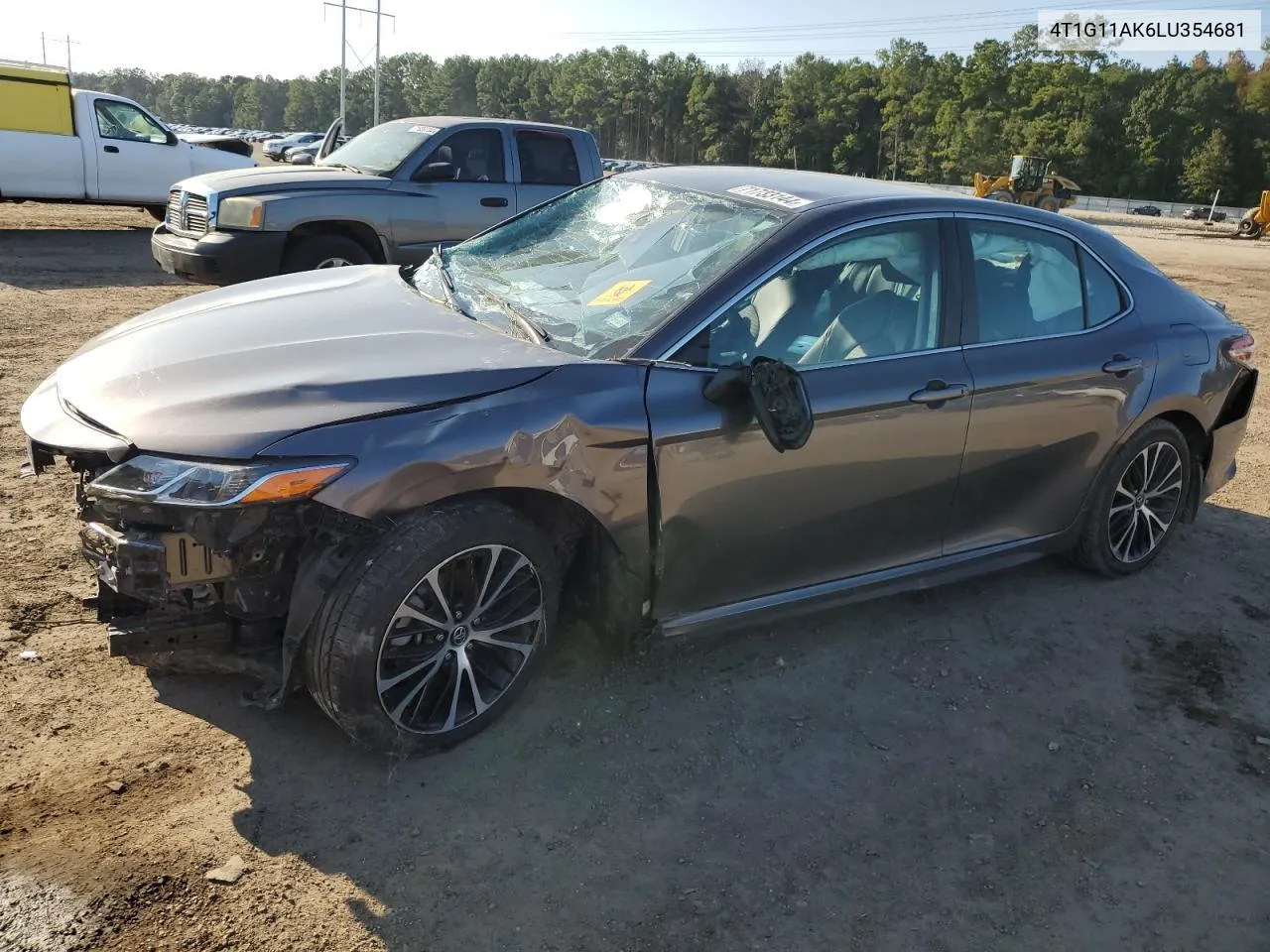 2020 Toyota Camry Se VIN: 4T1G11AK6LU354681 Lot: 71733144