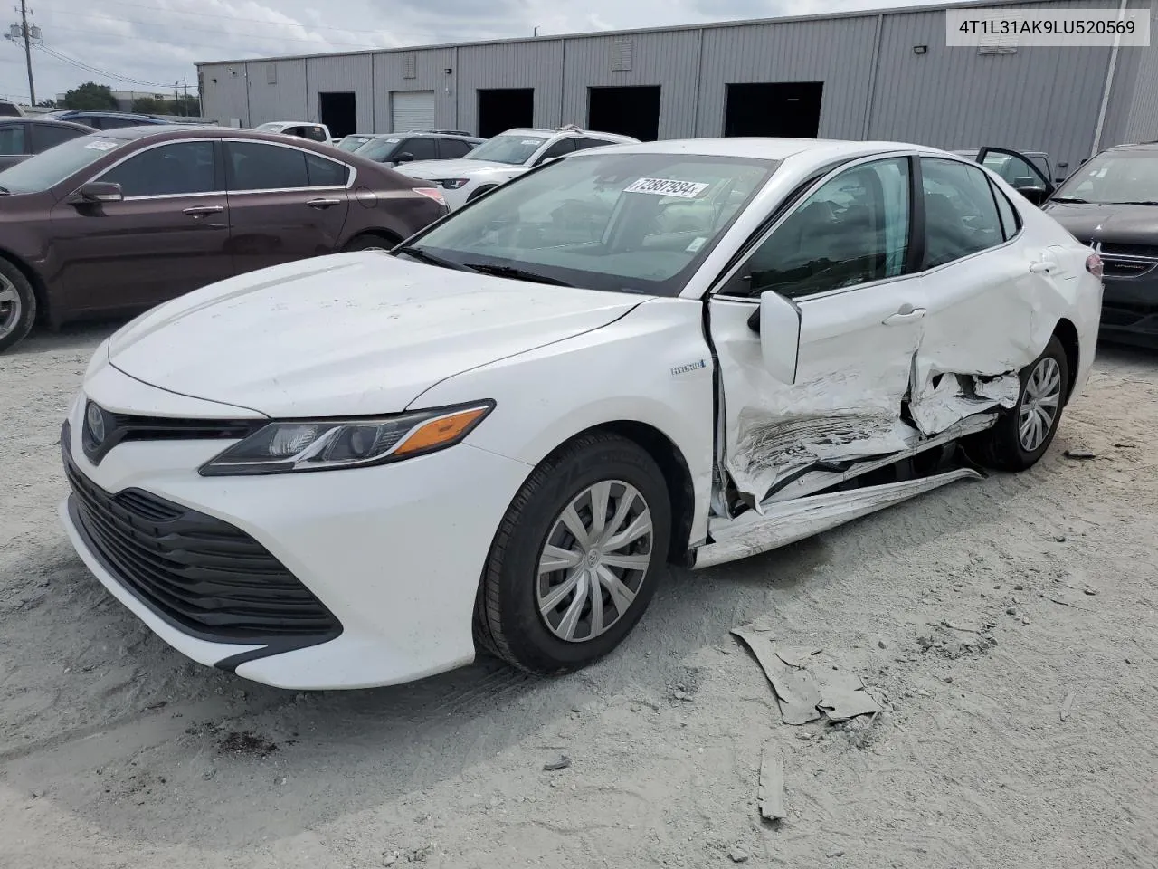 2020 Toyota Camry Le VIN: 4T1L31AK9LU520569 Lot: 72887934