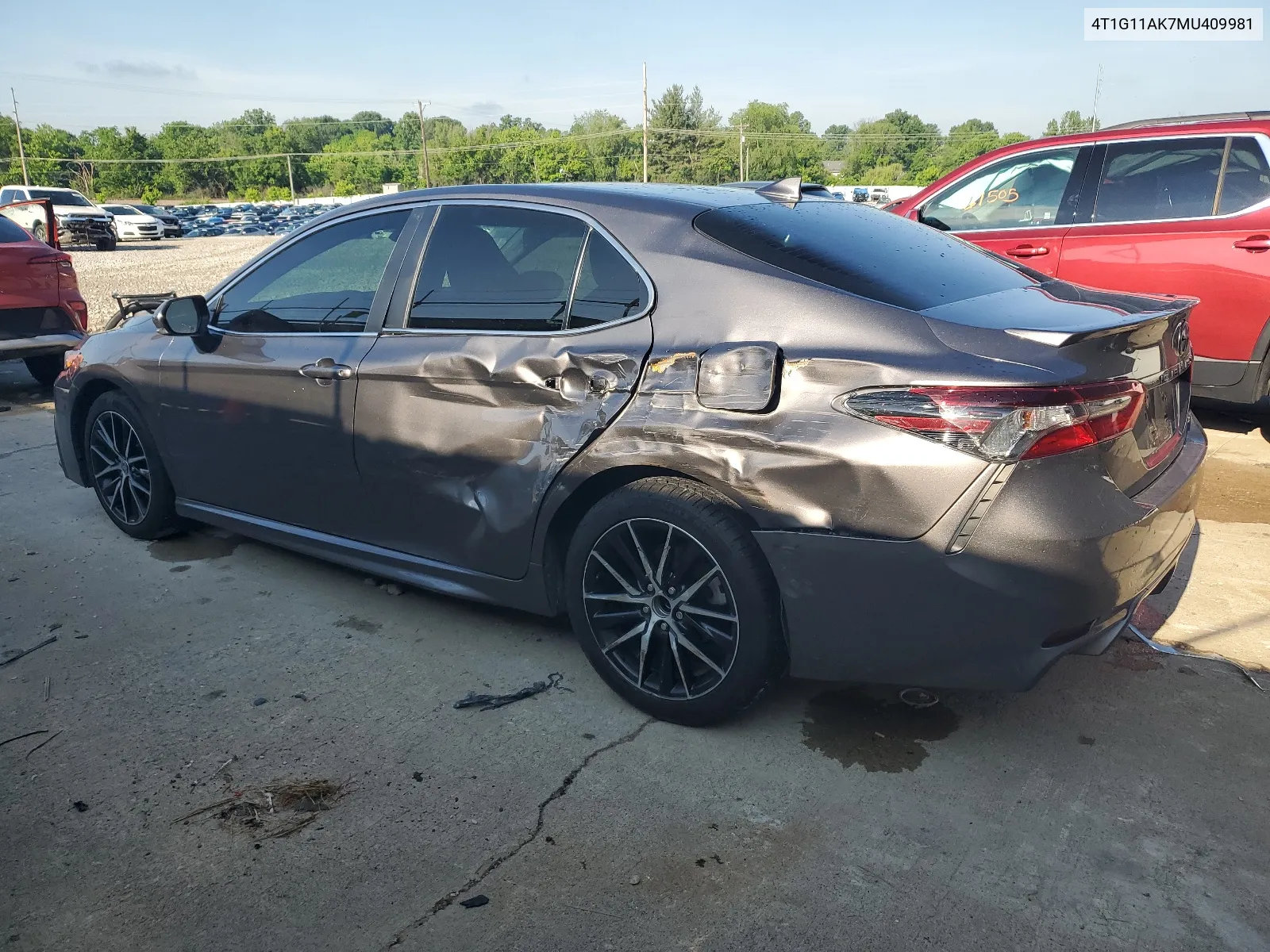 4T1G11AK7MU409981 2021 Toyota Camry Se