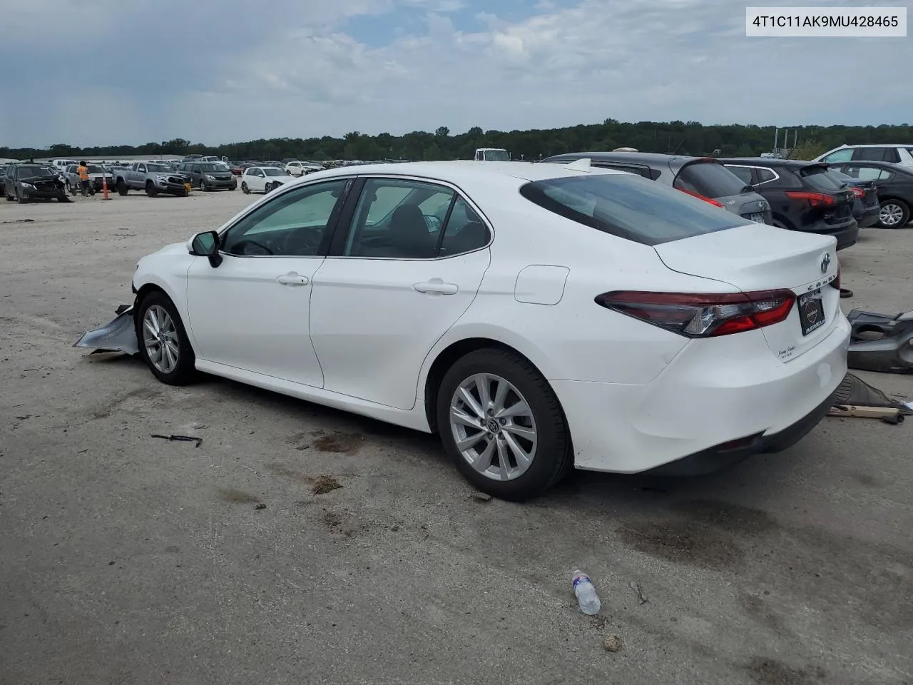 4T1C11AK9MU428465 2021 Toyota Camry Le