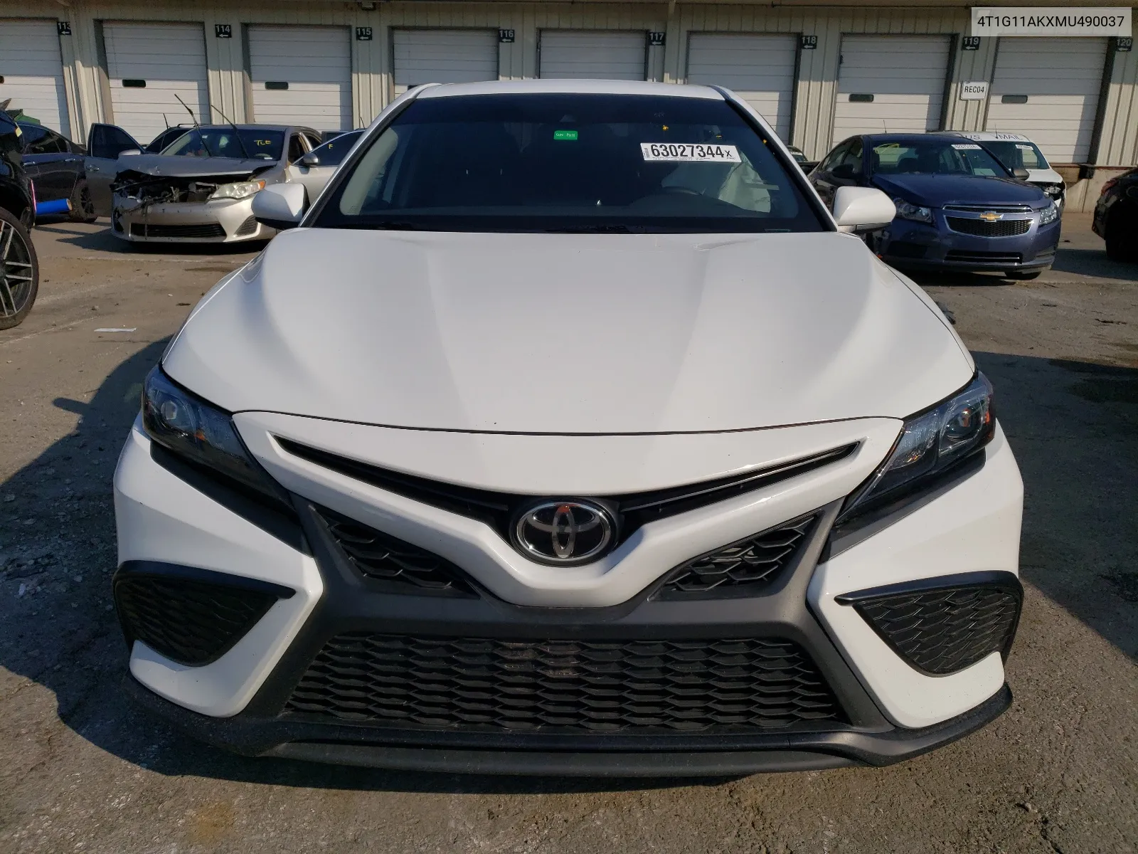 2021 Toyota Camry Se VIN: 4T1G11AKXMU490037 Lot: 63027344