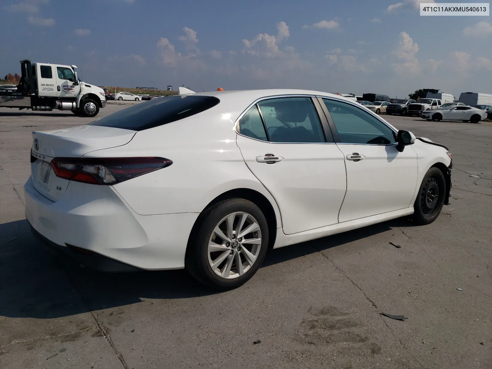 2021 Toyota Camry Le VIN: 4T1C11AKXMU540613 Lot: 66004054