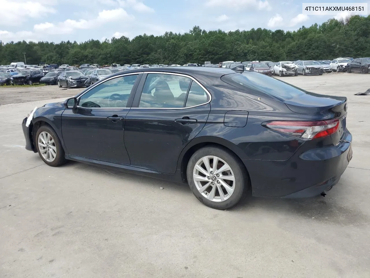 2021 Toyota Camry Le VIN: 4T1C11AKXMU468151 Lot: 66557474