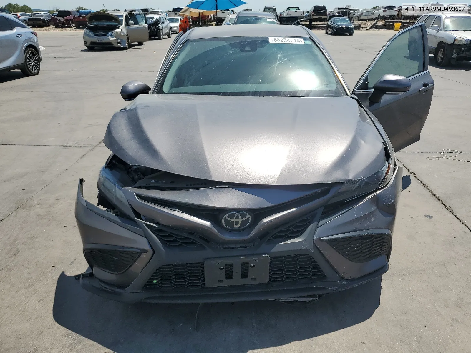 2021 Toyota Camry Se VIN: 4T1T11AK9MU493607 Lot: 68254744