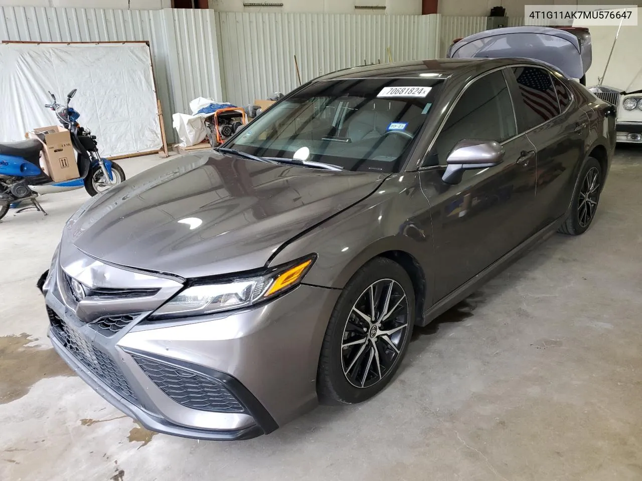 4T1G11AK7MU576647 2021 Toyota Camry Se