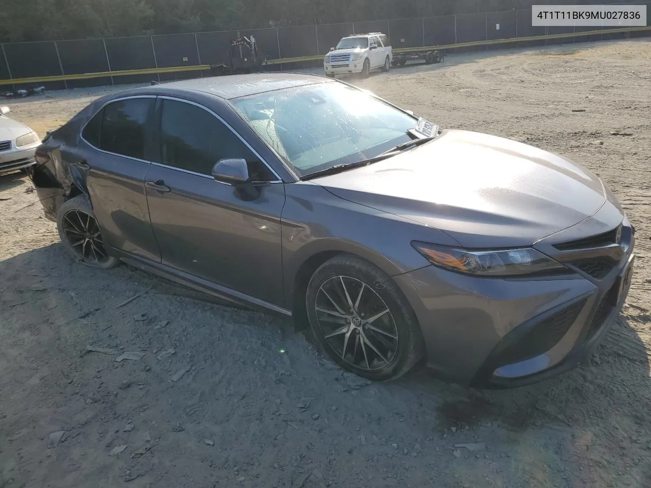 4T1T11BK9MU027836 2021 Toyota Camry Se