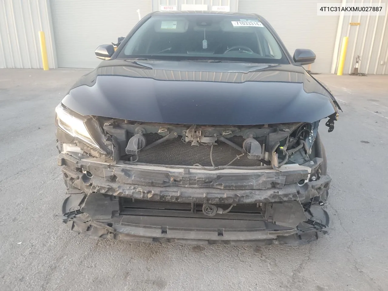 4T1C31AKXMU027887 2021 Toyota Camry Le