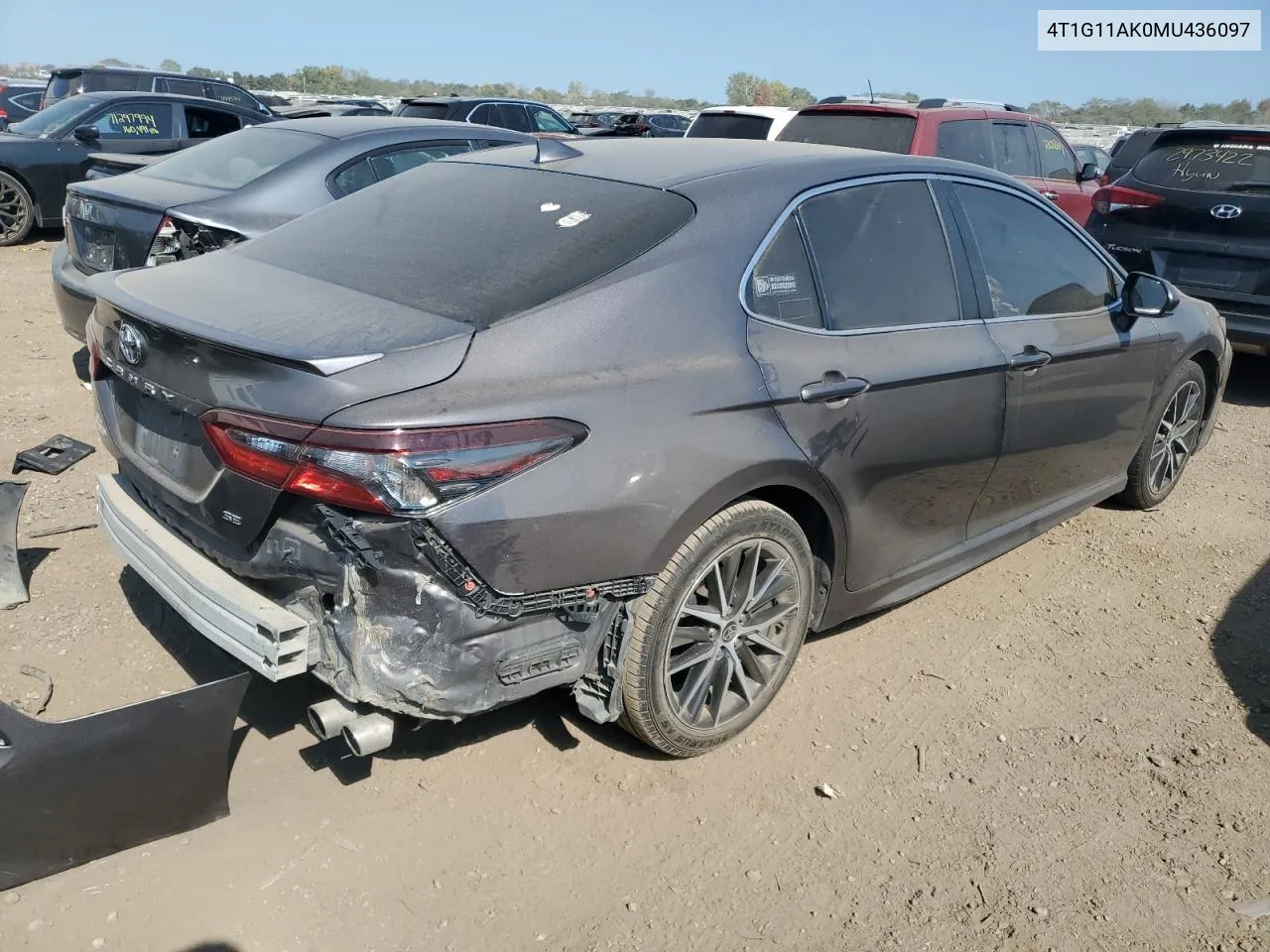 4T1G11AK0MU436097 2021 Toyota Camry Se