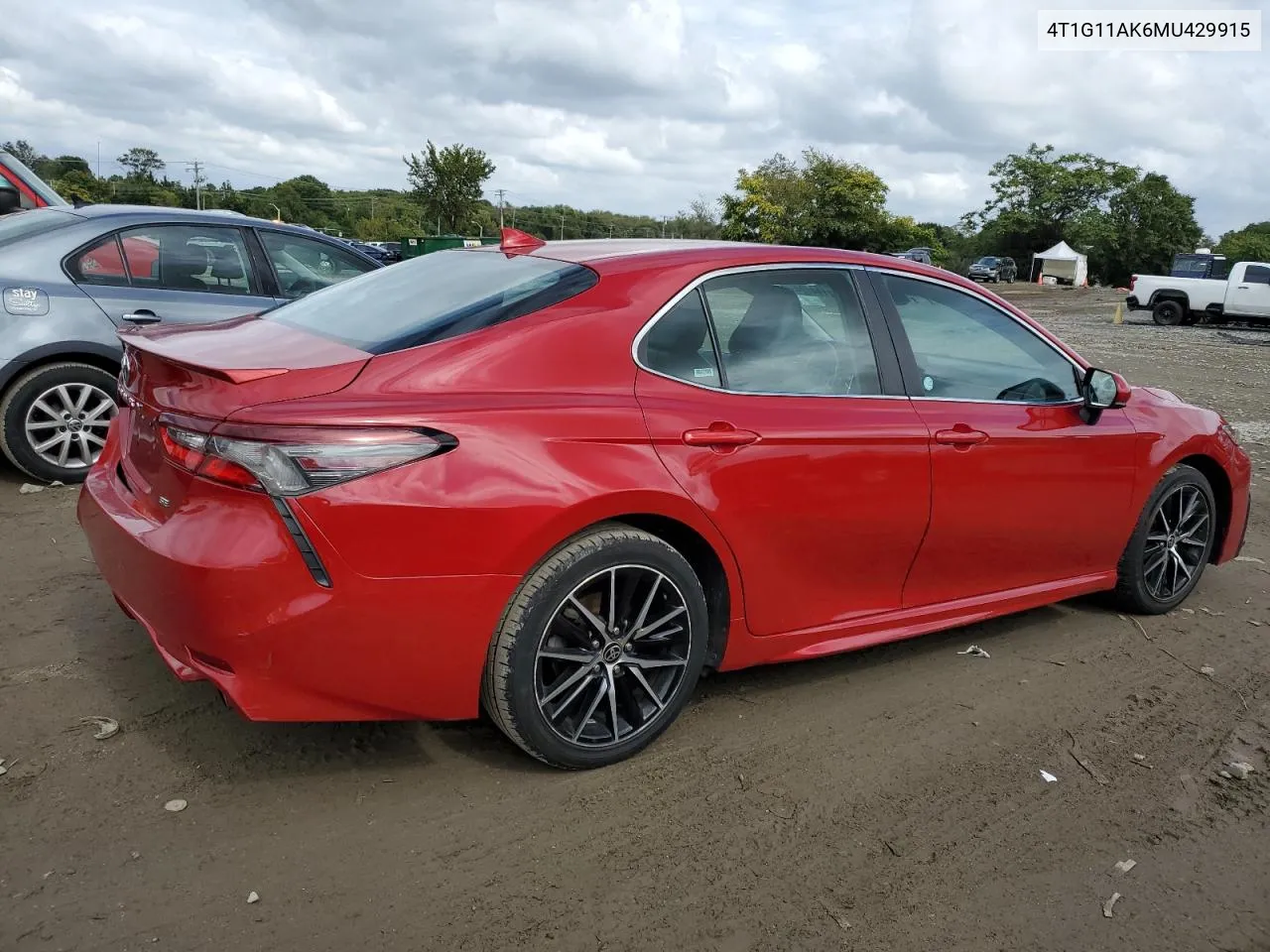 4T1G11AK6MU429915 2021 Toyota Camry Se