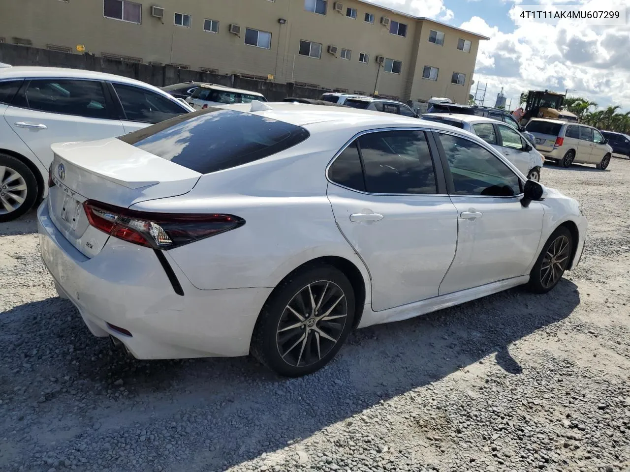 4T1T11AK4MU607299 2021 Toyota Camry Se