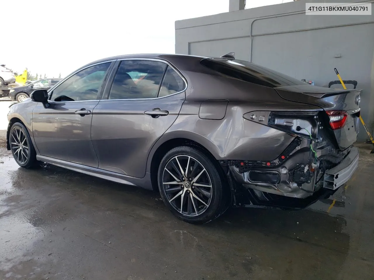 2021 Toyota Camry Se VIN: 4T1G11BKXMU040791 Lot: 72762454