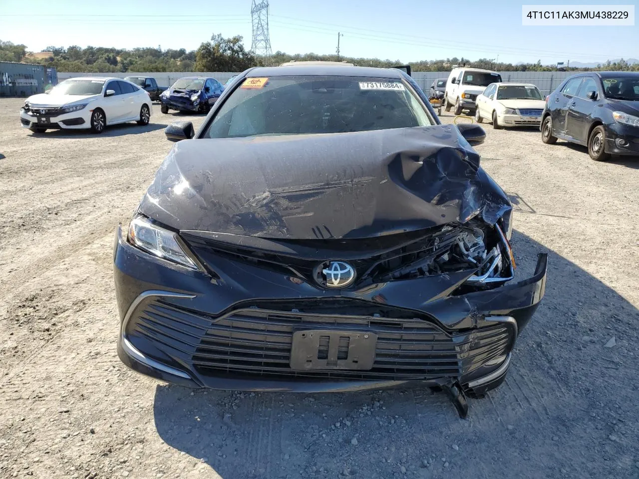 4T1C11AK3MU438229 2021 Toyota Camry Le