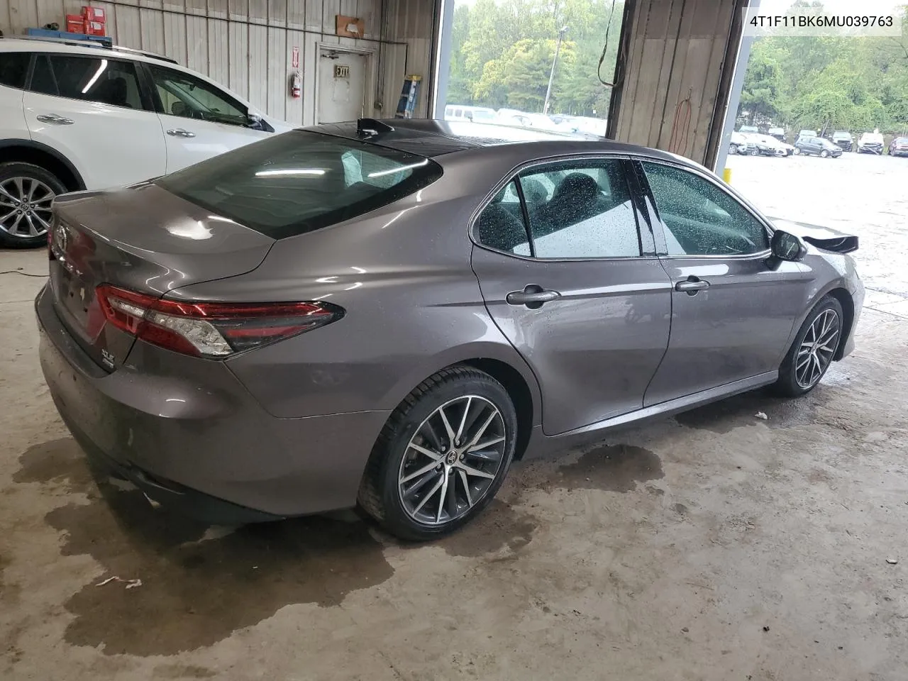 2021 Toyota Camry Xle VIN: 4T1F11BK6MU039763 Lot: 73743654