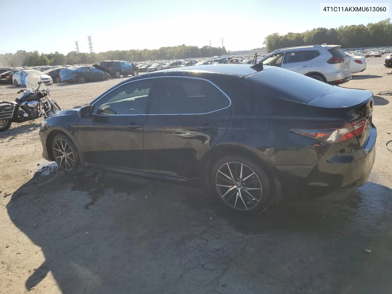 4T1C11AKXMU613060 2021 Toyota Camry Le