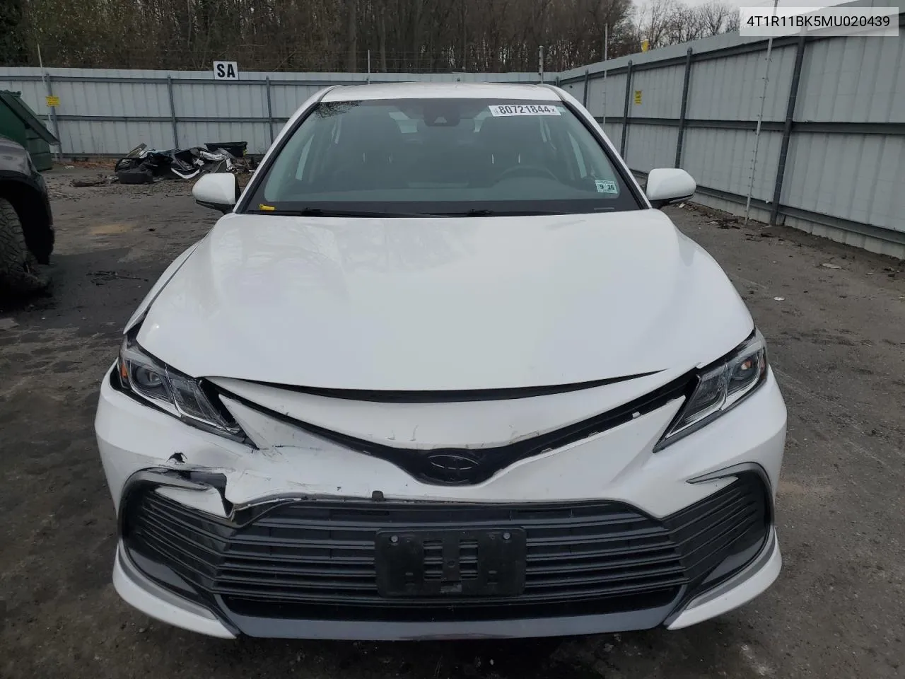 2021 Toyota Camry Le VIN: 4T1R11BK5MU020439 Lot: 80721844