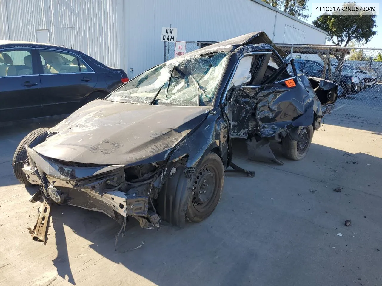 4T1C31AK2NU573049 2022 Toyota Camry Le