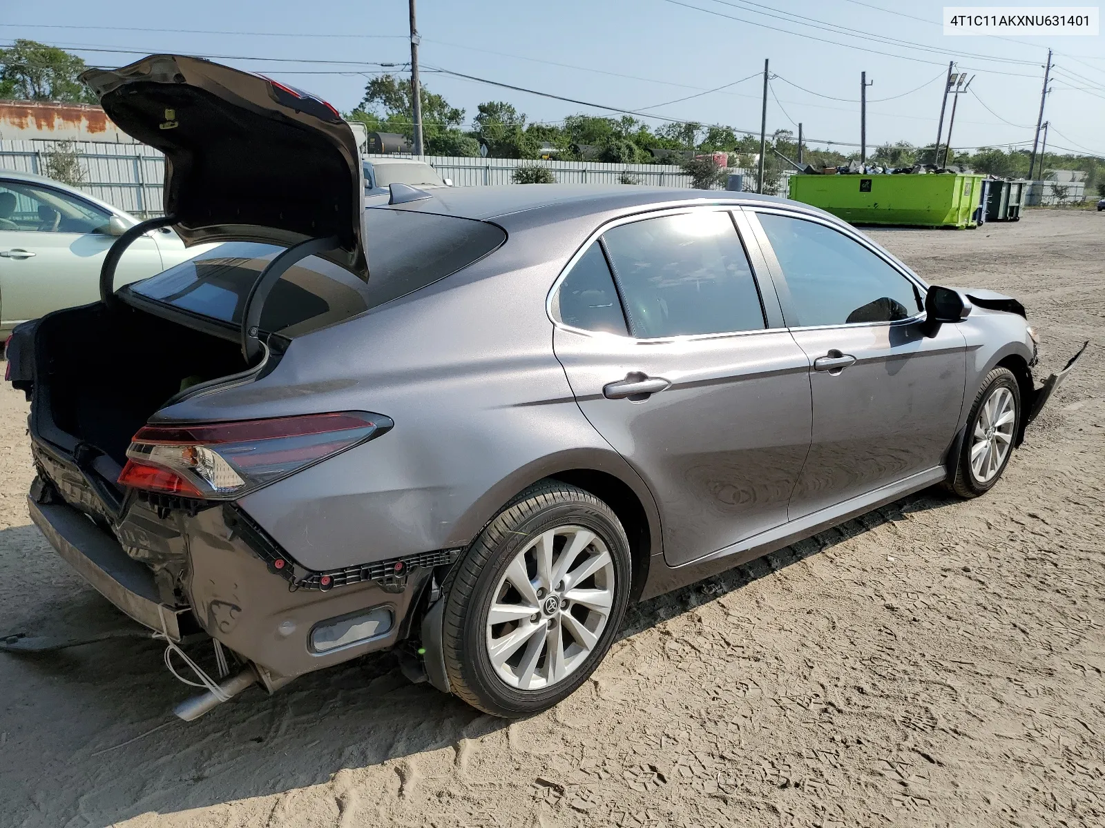 4T1C11AKXNU631401 2022 Toyota Camry Le