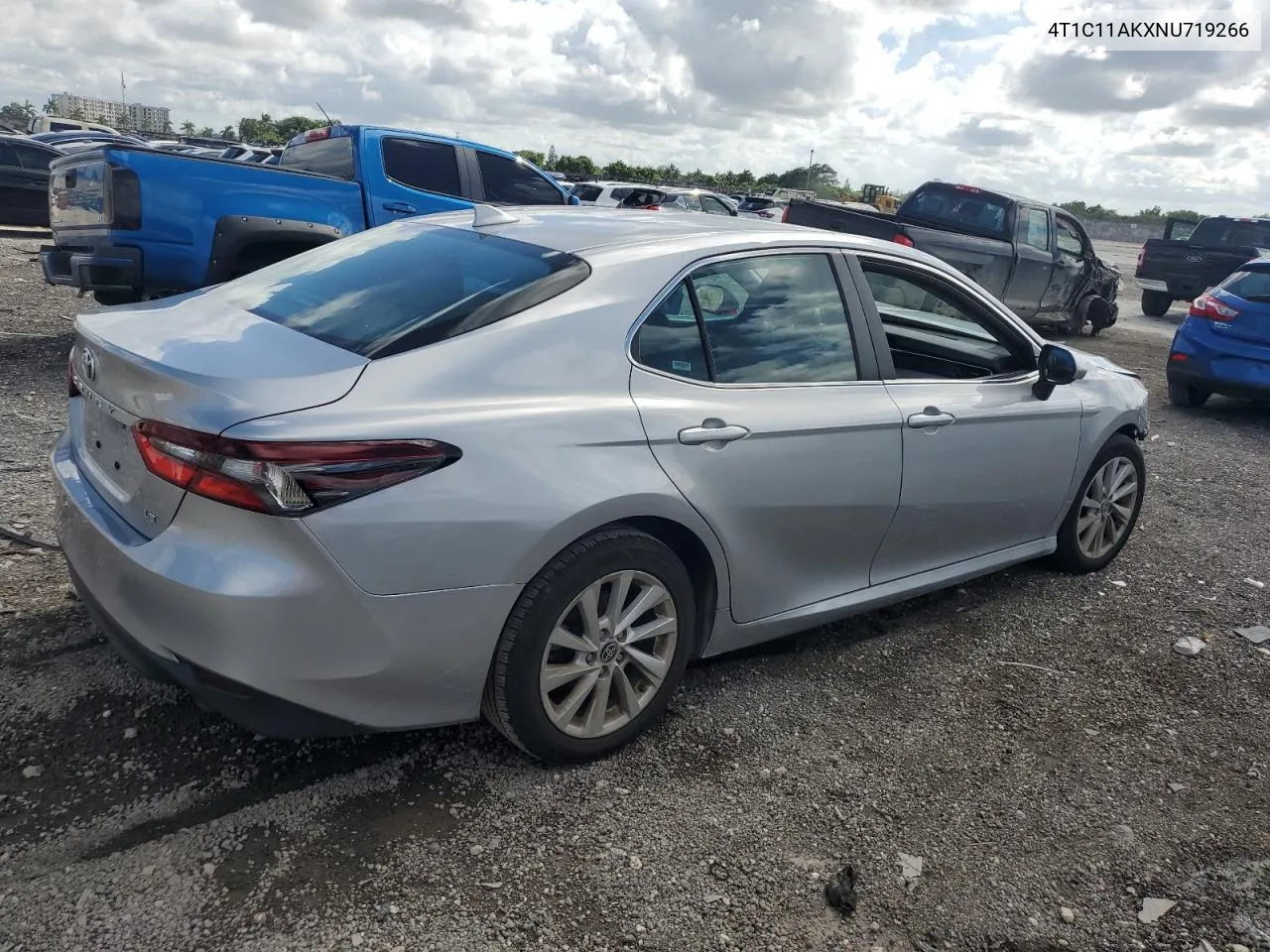 2022 Toyota Camry Le VIN: 4T1C11AKXNU719266 Lot: 69274594