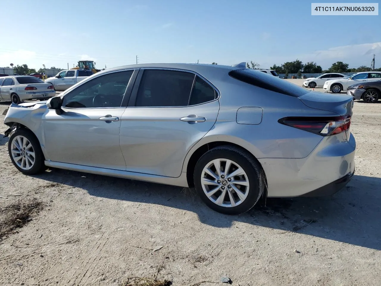 4T1C11AK7NU063320 2022 Toyota Camry Le