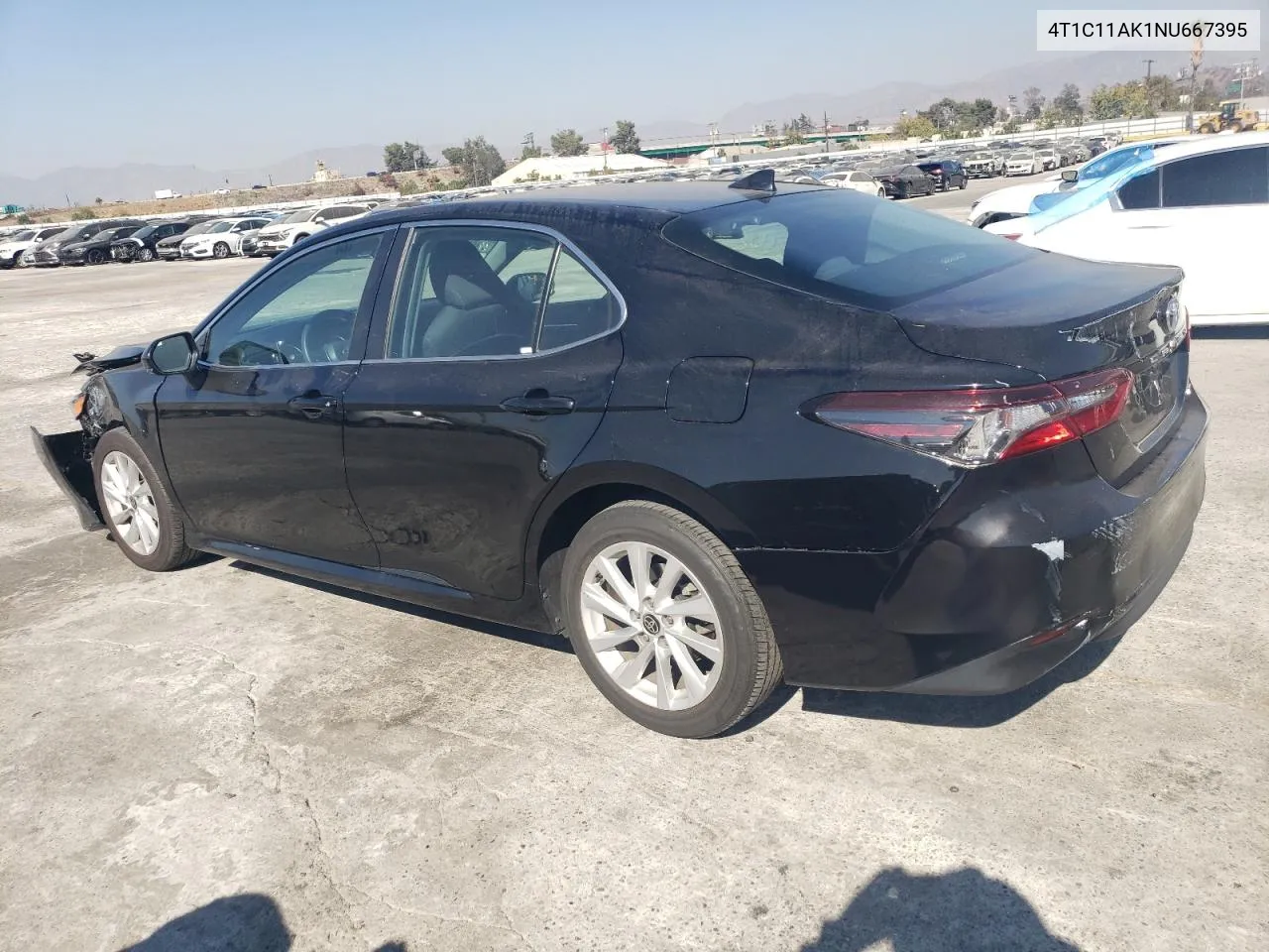 4T1C11AK1NU667395 2022 Toyota Camry Le