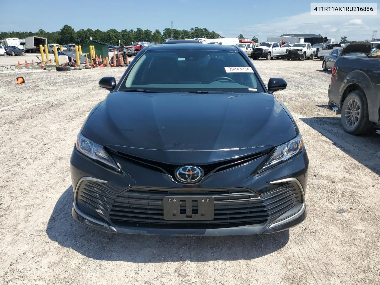 2024 Toyota Camry Le VIN: 4T1R11AK1RU216886 Lot: 70443244