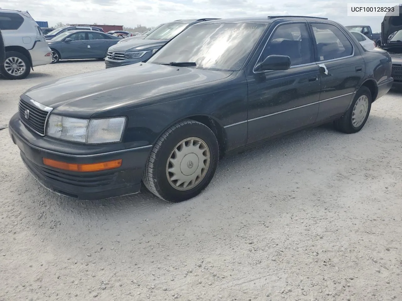 1992 Toyota Celsior VIN: UCF100128293 Lot: 76099914