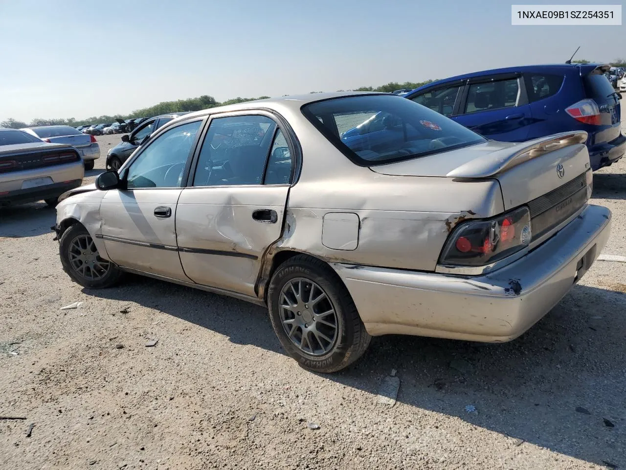 1995 Toyota Corolla Le VIN: 1NXAE09B1SZ254351 Lot: 76416544