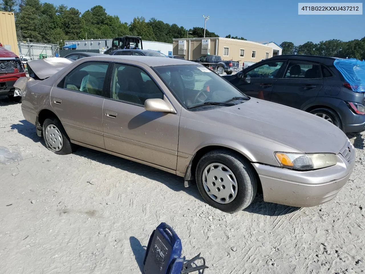 1999 Toyota Camry Ce VIN: 4T1BG22KXXU437212 Lot: 69242974