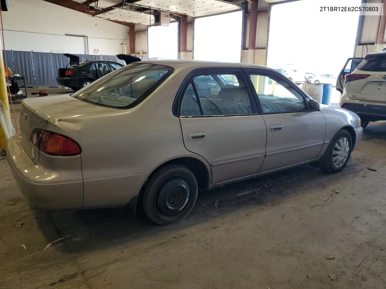 2002 Toyota Corolla Ce VIN: 2T1BR12E62C570803 Lot: 74095034