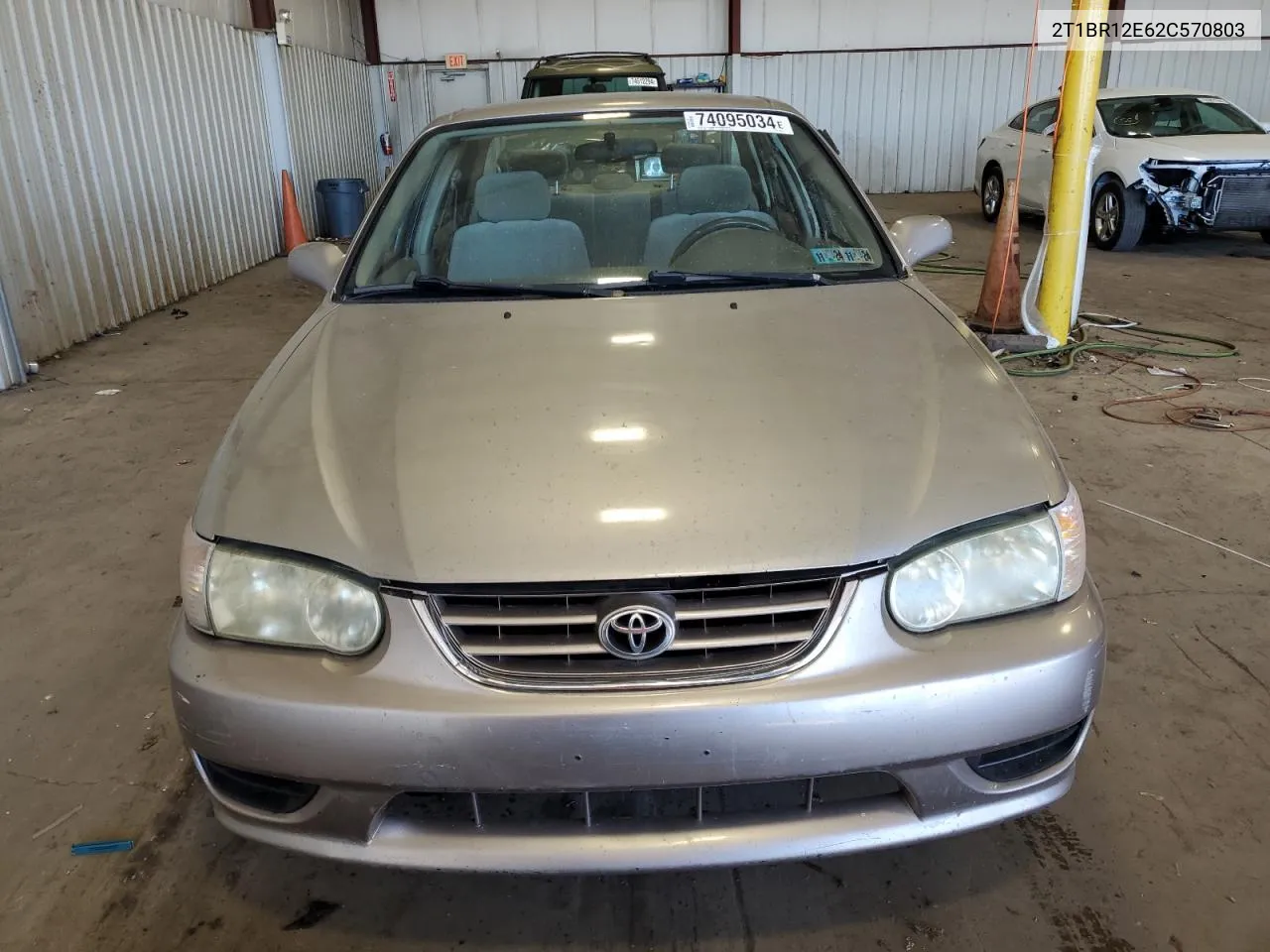 2002 Toyota Corolla Ce VIN: 2T1BR12E62C570803 Lot: 74095034