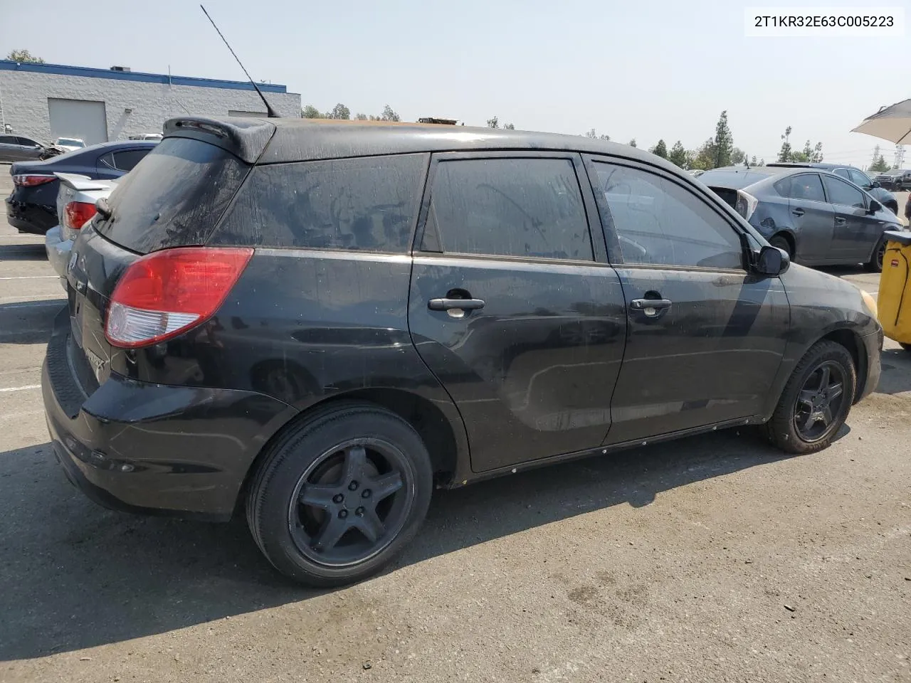 2003 Toyota Corolla Matrix Xr VIN: 2T1KR32E63C005223 Lot: 71235834