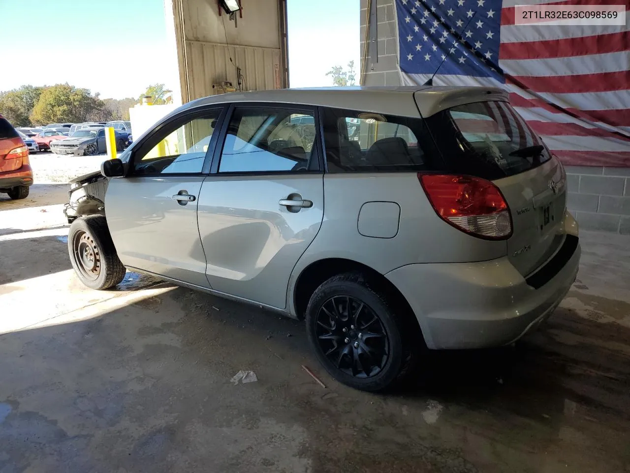 2003 Toyota Corolla Matrix Base VIN: 2T1LR32E63C098569 Lot: 77964454