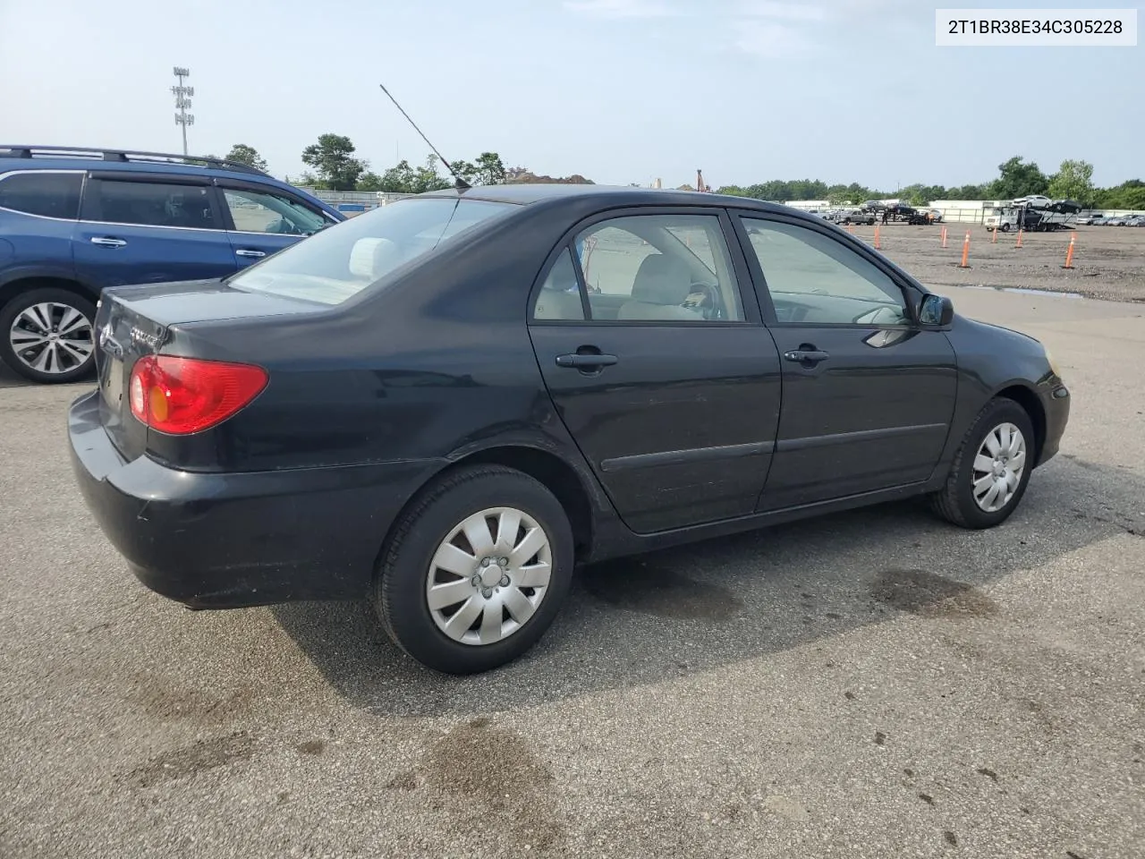 2004 Toyota Corolla Ce VIN: 2T1BR38E34C305228 Lot: 65365664